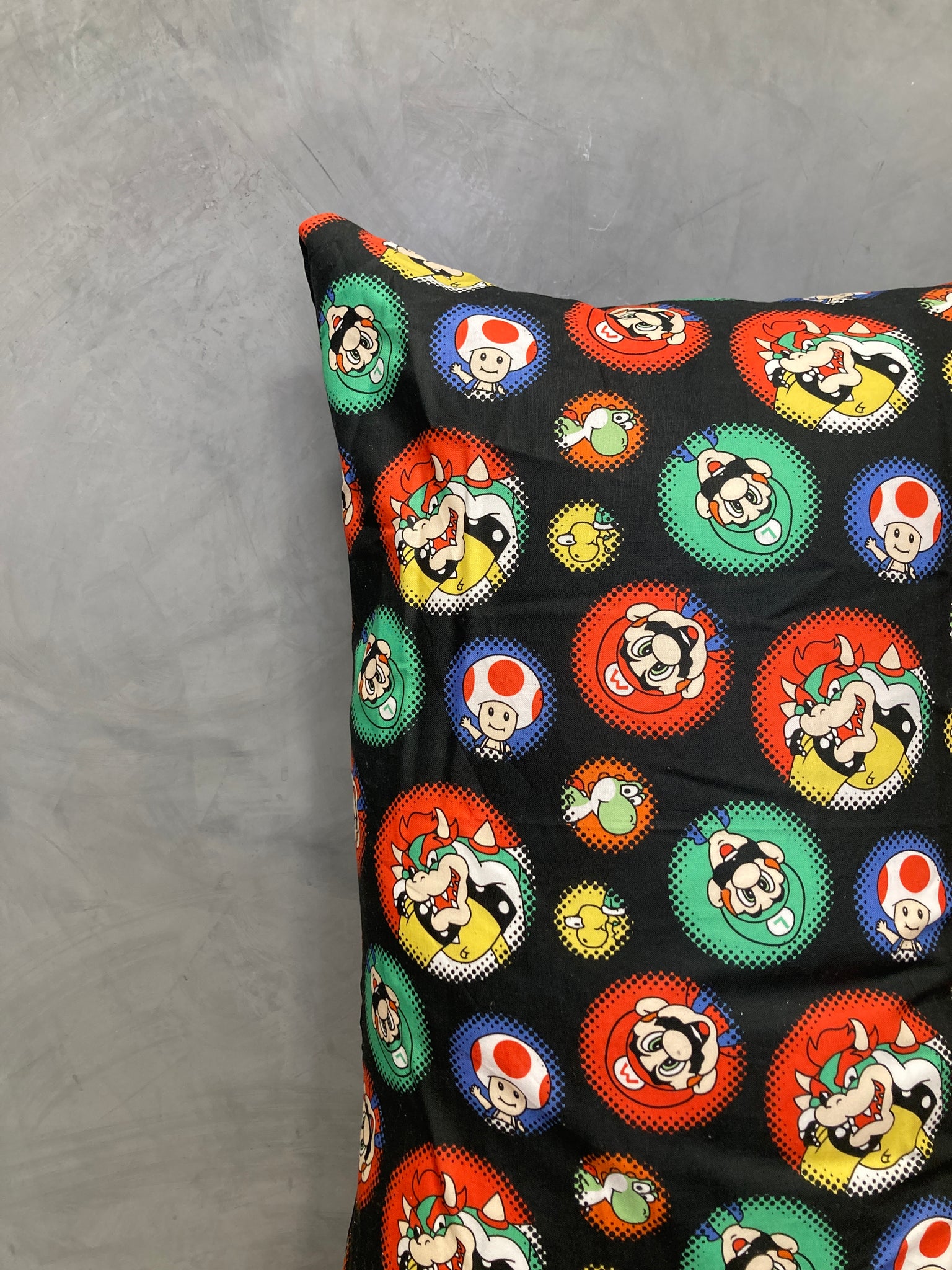 Play print cushion